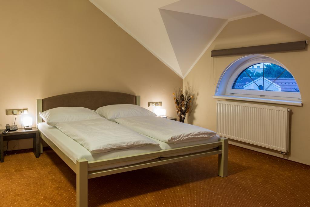 Hotel Luznice Planá nad Lužnicí Zewnętrze zdjęcie