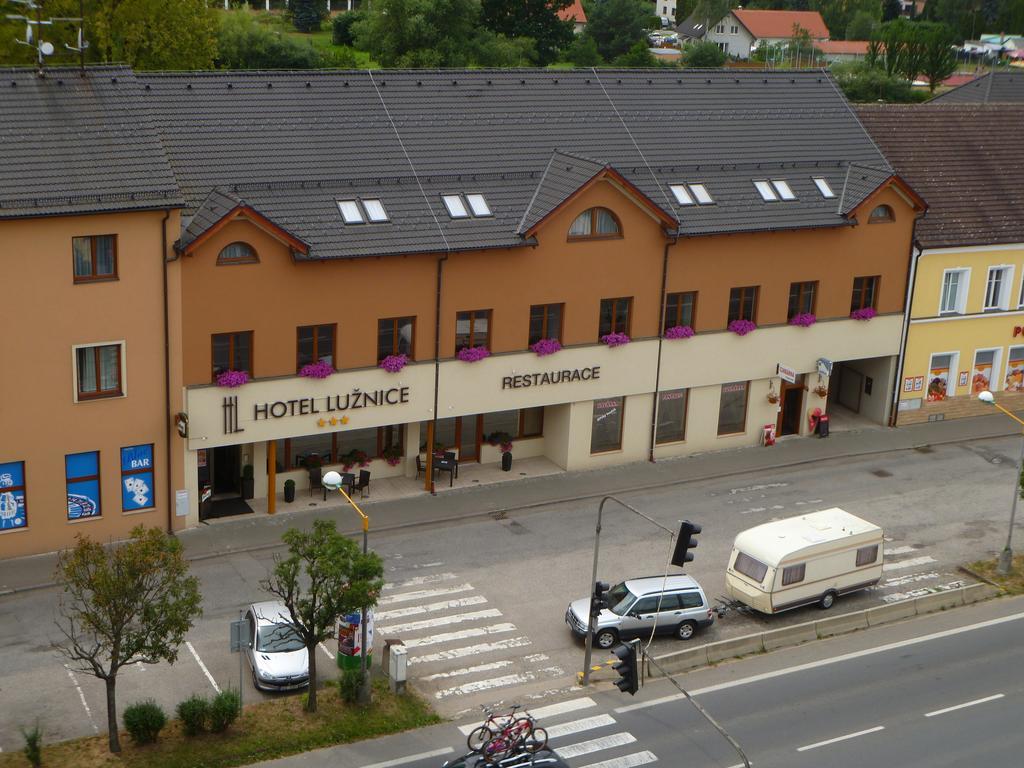 Hotel Luznice Planá nad Lužnicí Zewnętrze zdjęcie